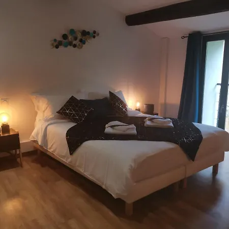 Casa vacanze La Maison Cachée *