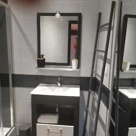 Feriehus La Maison Cachee *