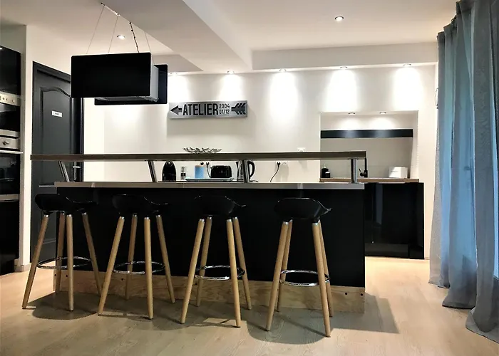 別荘 La Maison Cachee